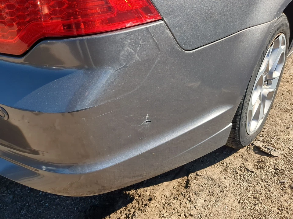 2010-2012 Ford Fusion Rear Bumper Assembly Oem TFTB1 - Image 4 of 4