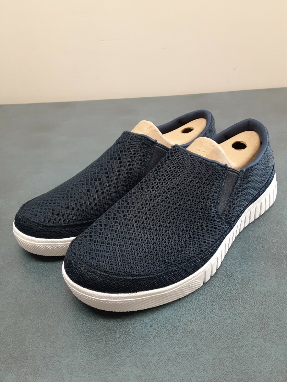 Naiter Mesh Slip-on Casual Sneaker Size 