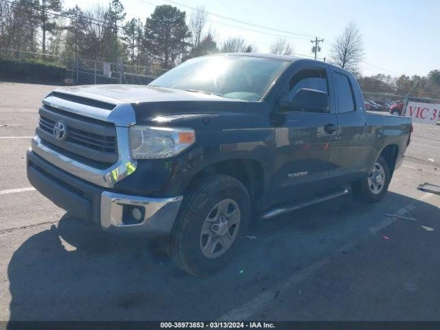 Guantera usada se adapta a: Toyota Tundra 2015 grado A Foto 3 de 4