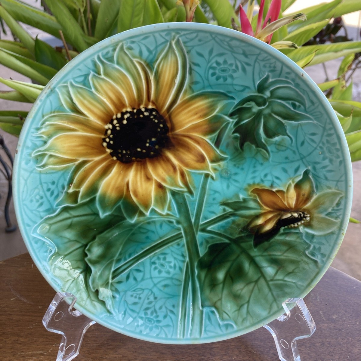 Antique Villeroy & Boch Schramberg Majolica 7 3/4