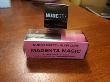 Nudestix All Over Face Blush Color Magenta Magic .21 oz New in Box