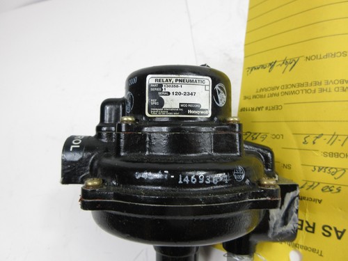 130358-1 Pneumatic Relay Honeywell