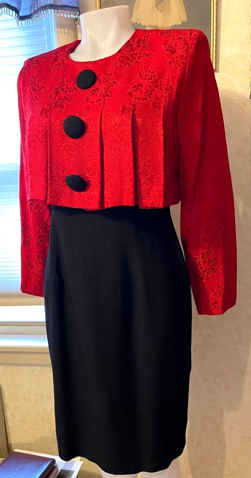 Vintage 80s Dress USA-'ULTRA DRESS' LABEL- Red & BLACK BUTTON/CROP TOP-6P - Image 3 of 4