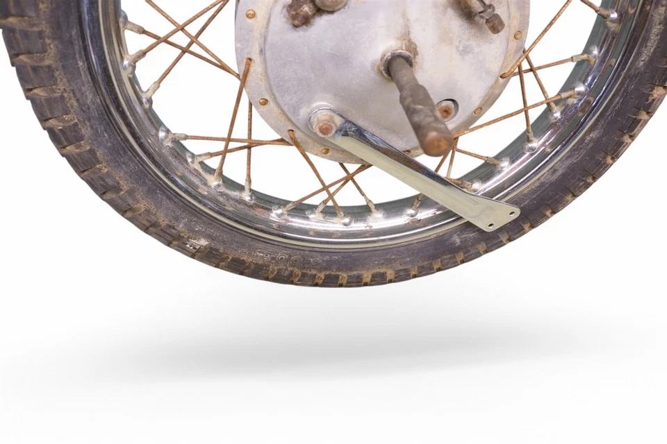 Harley C Sprint Aermacchi 250 1964 *2041 rueda delantera y freno  Foto 2 de 4