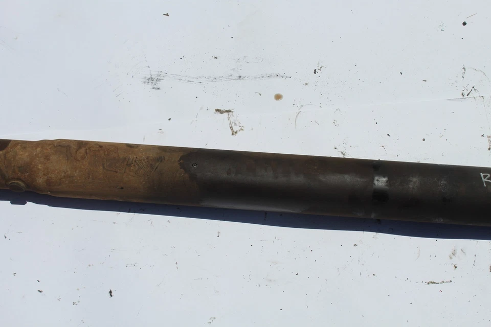 1999-2004 FORD MUSTANG V6 EIXO CARDÃ DE TRANSMISSÃO AUTOMÁTICA NO EIXO DE TRANSMISSÃO R3180 - Imagem 3 de 4