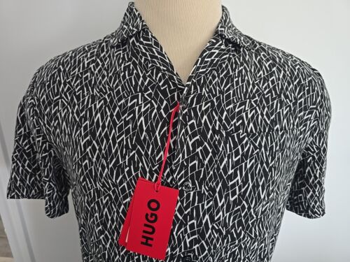 HUGO BOSS RED TAG 10259238 NEU Herren Sh/S Straight Fit Freizeithemd Gr. XXL