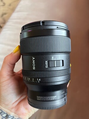 Sony FE 24mm f/1.4 GM Camera Lens - Black (SEL24F14GM) for