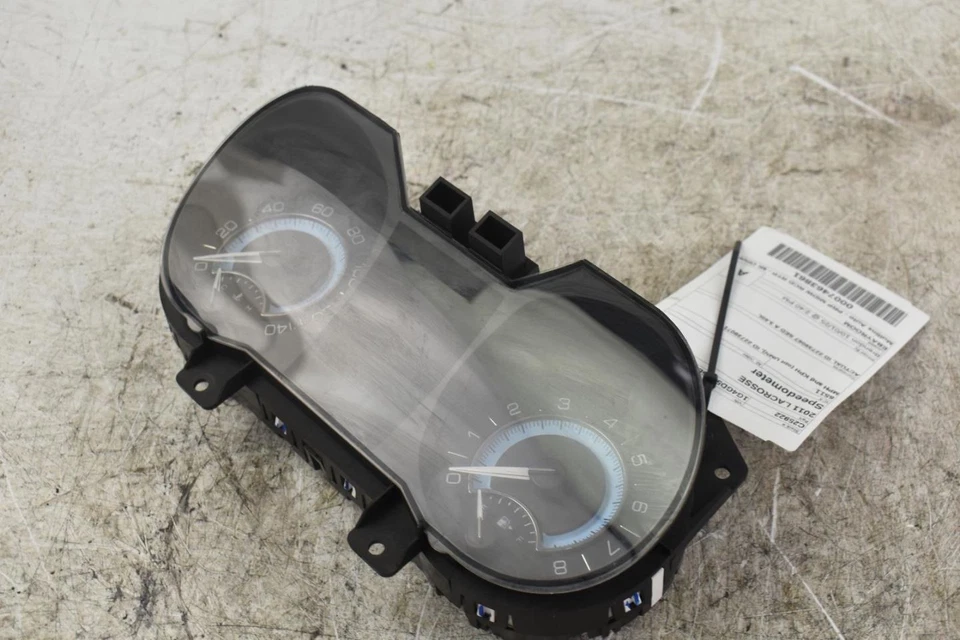 Cuadro de instrumentos velocímetro Buick LaCrosse 2011 ID 22739067 usado 84 k Foto 2 de 4