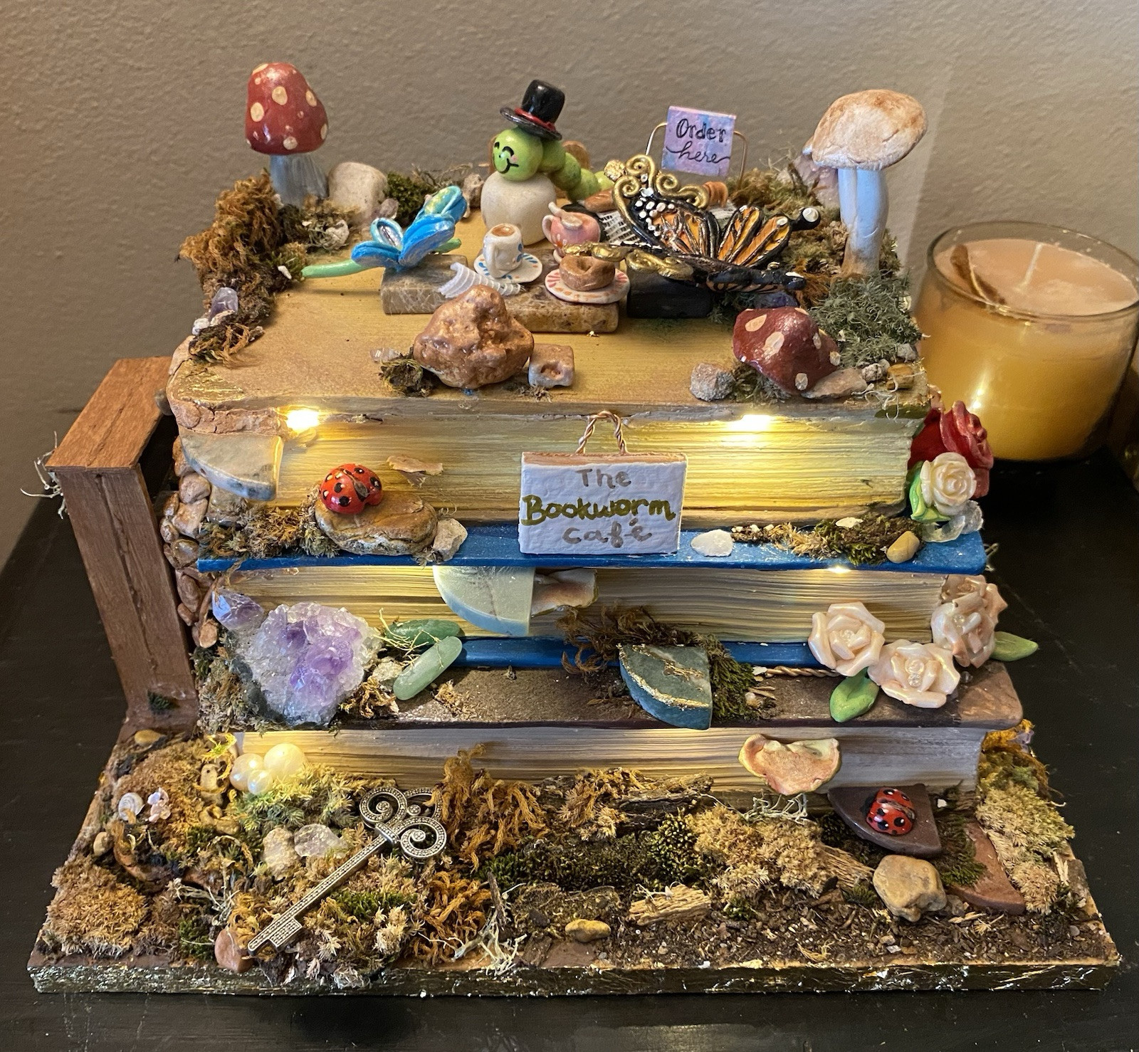 The Bookworm Cafe Bookshelf Decor Bookend with Battery-Powered LED Fairy Lights for Cozy Book Nooks