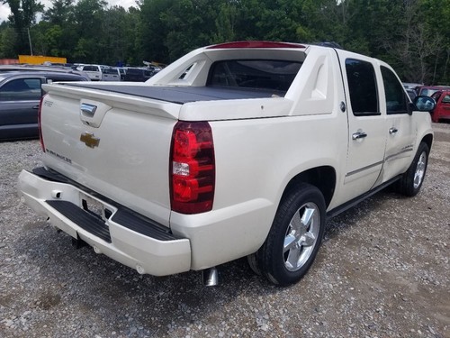 13 2013 CHEVY AVALANCHE 1500 LTZ SUSPENSION CONTROL MODULE 25971217 - Picture 11 of 12