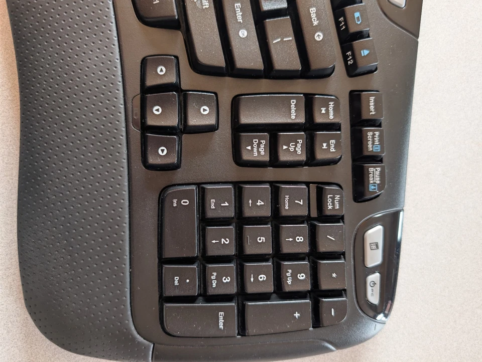 Logitech K350 Wireless Wave Keyboard No USB Dongle Tested Works! Good condition - Image 4 of 4