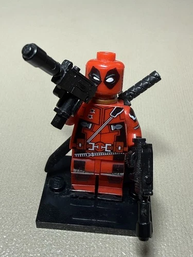 Custom Deadpool Minifigure - come with stand (NOT LEGO)