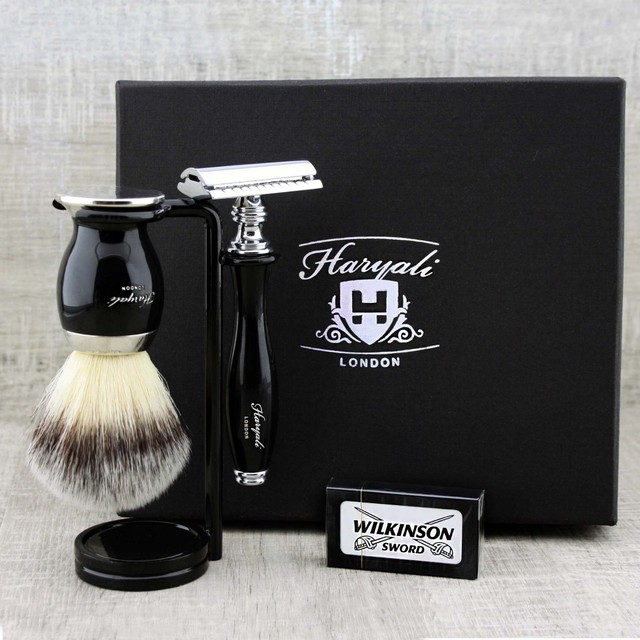 shaving and grooming kit