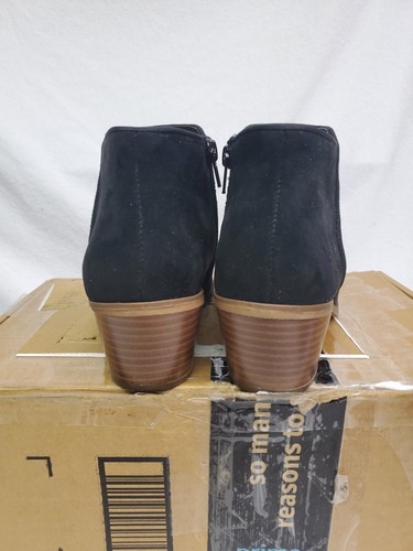 Amazon Essentials Suede Ankle Booties Boots Black Size 7 ๐ฆ - Picture 3 of 6