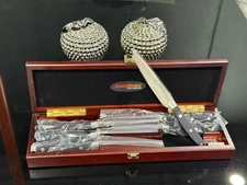 Brand New 12 Chef’sChoice Steak Knives – Forged Steel, with 2 Elegant Boxes