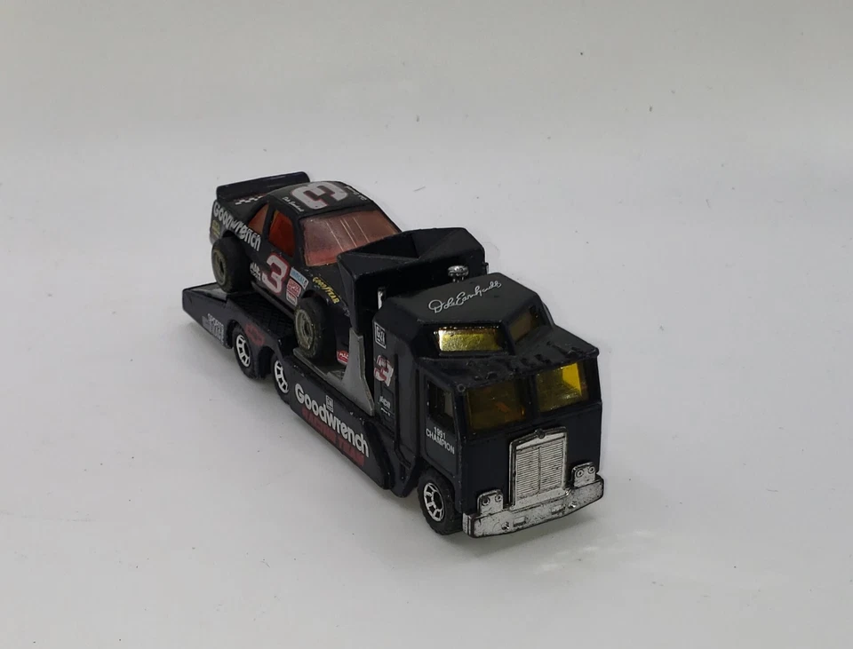 COCHE Y CAMIÓN DALE WONHARDT DE 1991 MATCHBOX. Dice 1991 campeón en camión. Foto 3 de 4