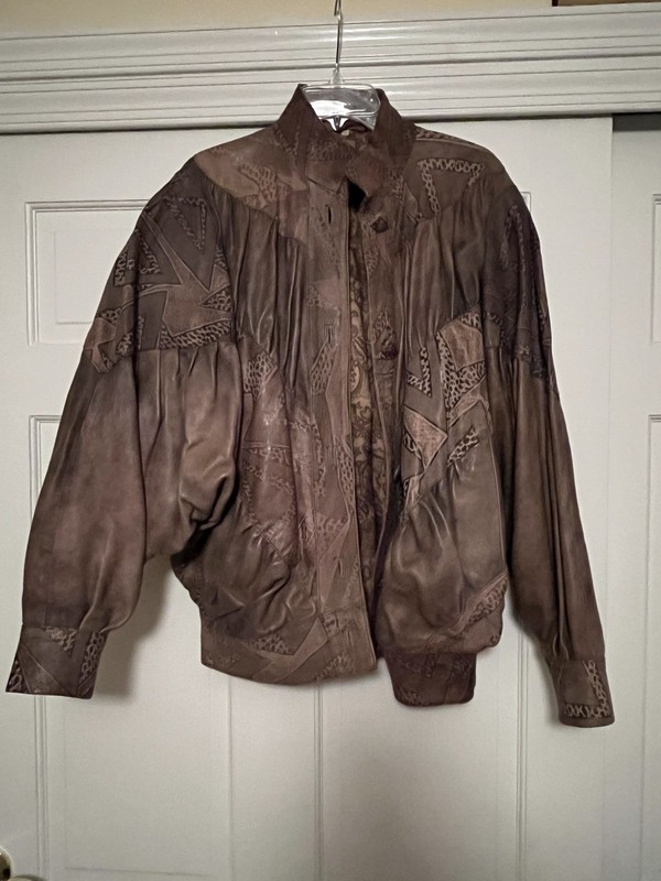 Luxury Vera Pelle Italian Brown Vintage 80’s Bomber Jacket Size XS one of a kind