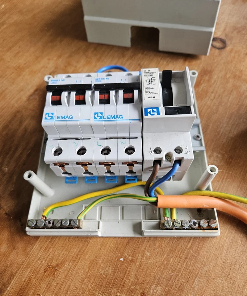 230v 240v 12v PRE WIRED Electric Hook Up Kit For Self Build Campervan Conversion - Image 4 of 4