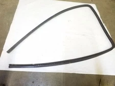 Crew Cab Left Rear Inside Door Glass Track Fits 08 09 10 11 12 Ford F450 F550