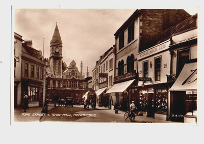 Wiltshire. Fore Street & Town Hall, Trowbridge. R/P.