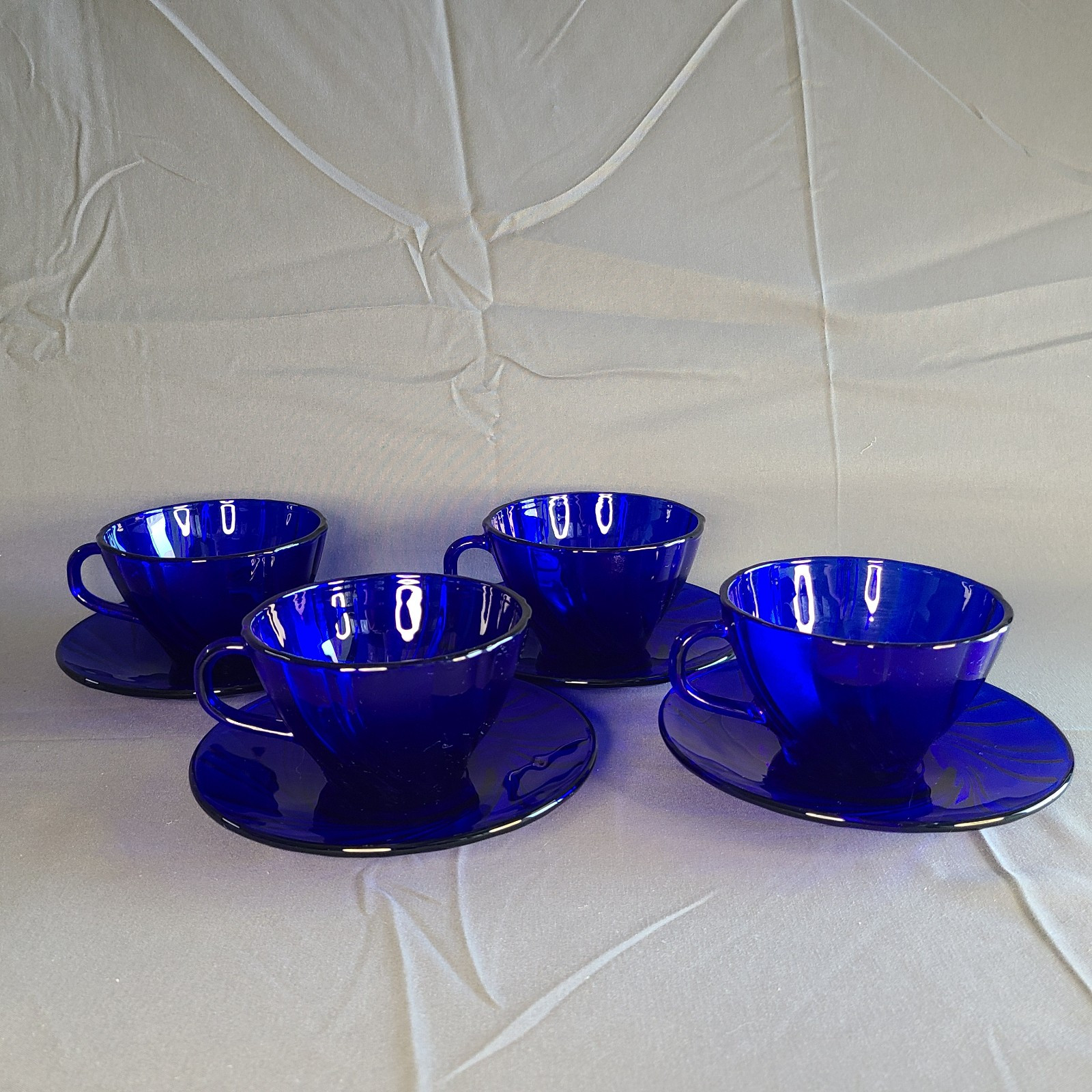 Duralex France 4 Sets Of Rivage Cobalt Blue Swirl Tea/Coffee Cups & Saucers