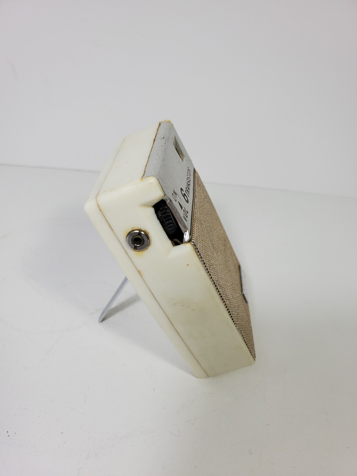 Vintage AFCO MTR633 6Transistor Radio Pocket Portable Read Condition