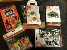 NEW HALLOWEEN CRAFTS 5 PACKS FOAM KITS , STICKER-BOOK - STICKERS  MORE H9