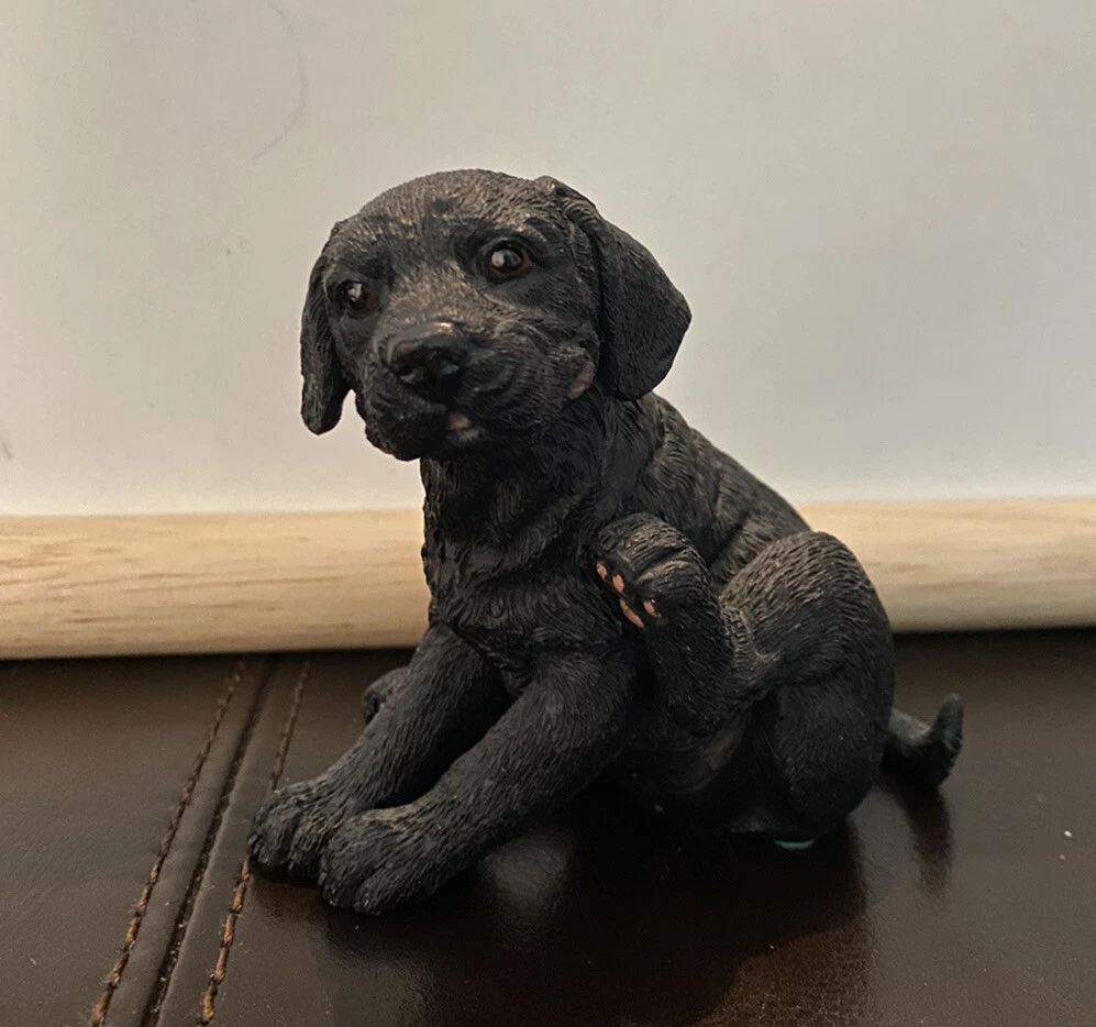 Country Artists Puppy Love Black Labrador Sitting. Resin Figurine. No Box