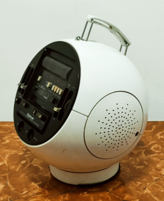 Rare white Weltron Model 2004 Space Age Mod Retro Stereo Radio