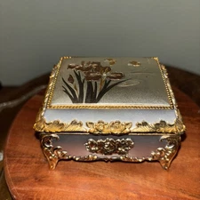 Vintage MUSIC BOX Floral METAL Motif Japan "Evergreen"