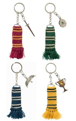 OFFIZIELLER HARRY POTTER HOGWARTS HÄUSER SCHALS SCHLÜSSELRING SCHLÜSSELANHÄNGER SCHLÜSSELRING ABY