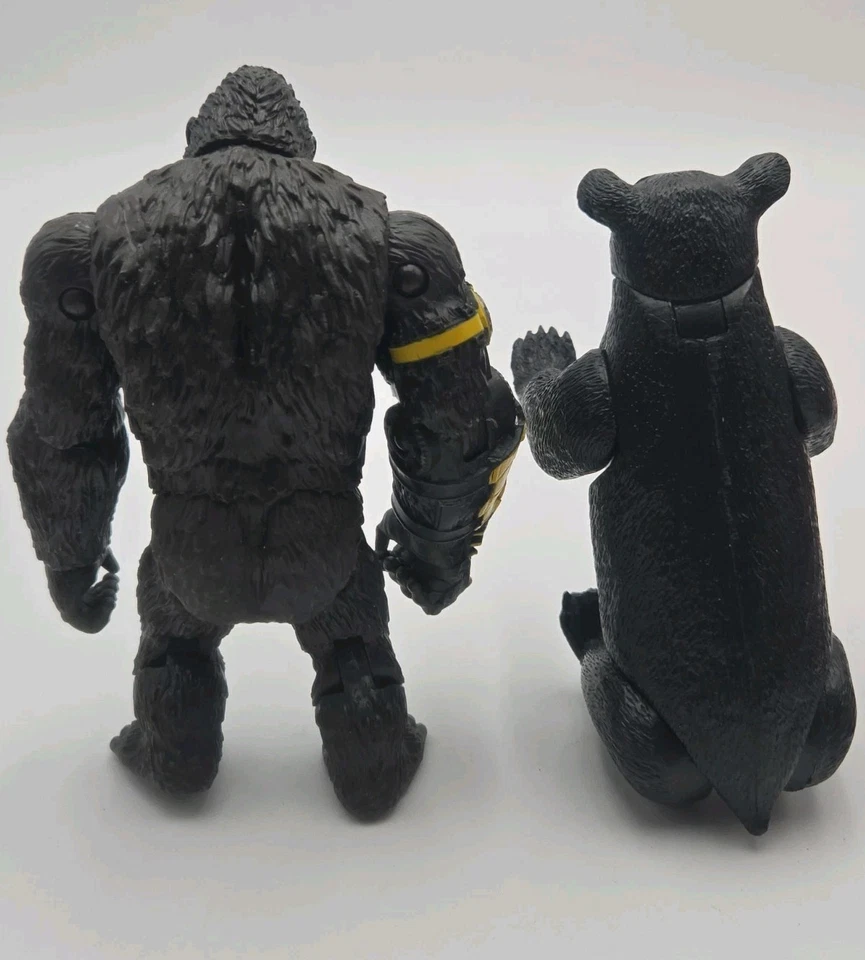 Lote de 2 figuras de animales Black Bear & Rampage Gorilla George Mattel Monster Toys Foto 3 de 4