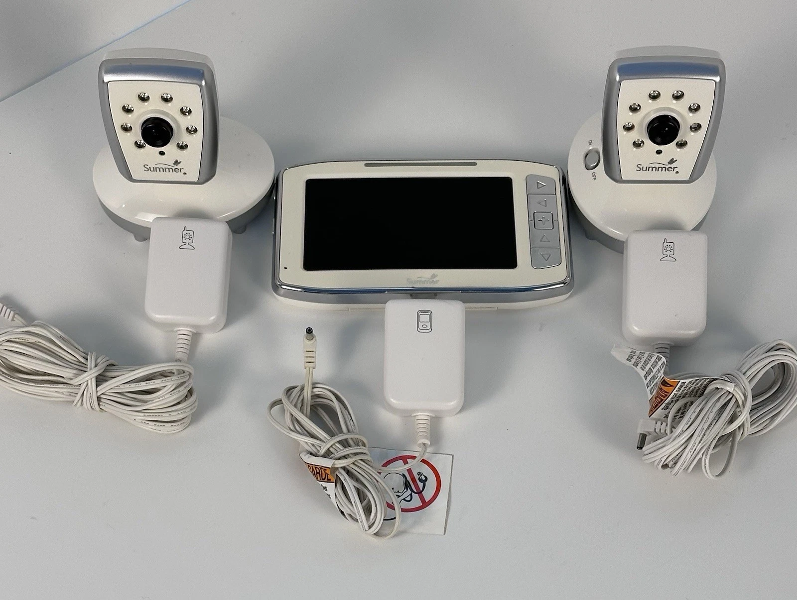Summer Baby Monitor Voice And Picture 2 Adjustable Turret Cameras 28970 Tested
Opens in a new window
