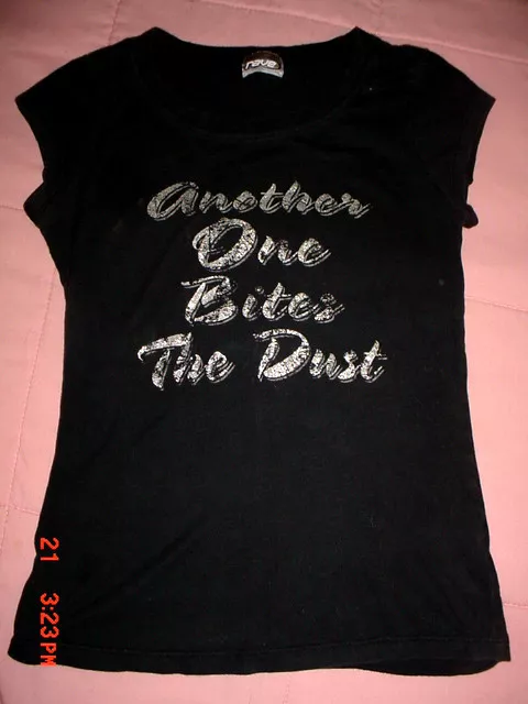 Queen Unisex T-Shirt Another One Bites The Dust (Medium) 