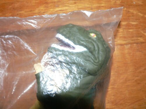 Vintage 1988 Pizza Hut The Land Before Time Sharptooth T-Rex Hand Puppet, Sealed - Picture 3 of 4