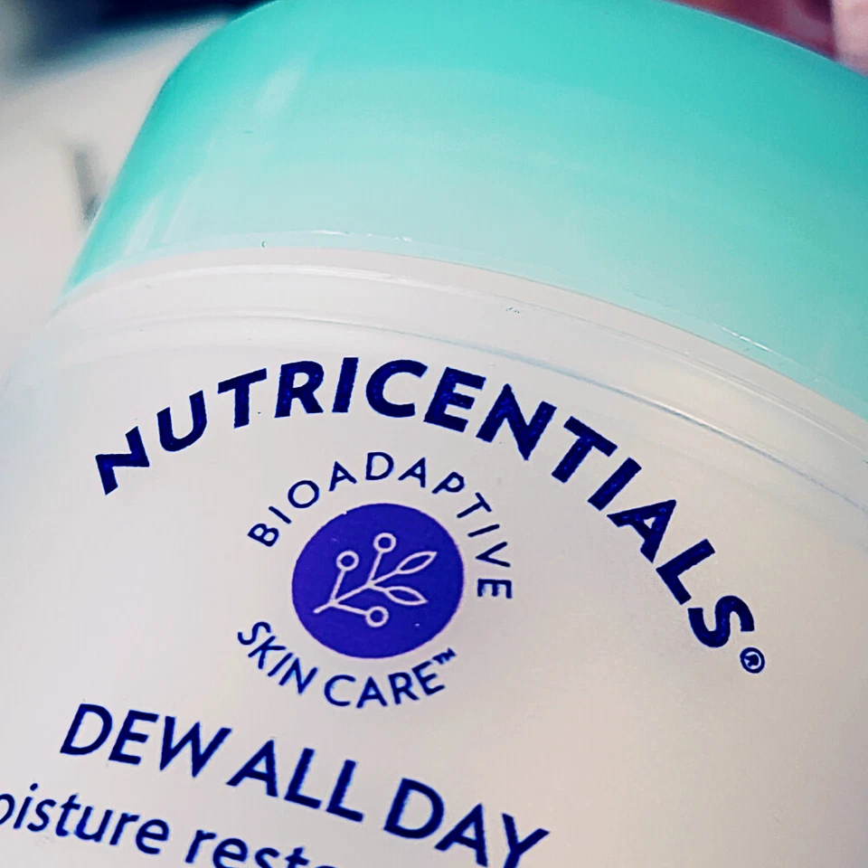 2 de NUSKIN Nutricentials Crema hidratante bioadaptativa para el cuidado de la piel rocío todo el día #175 Foto 3 de 4