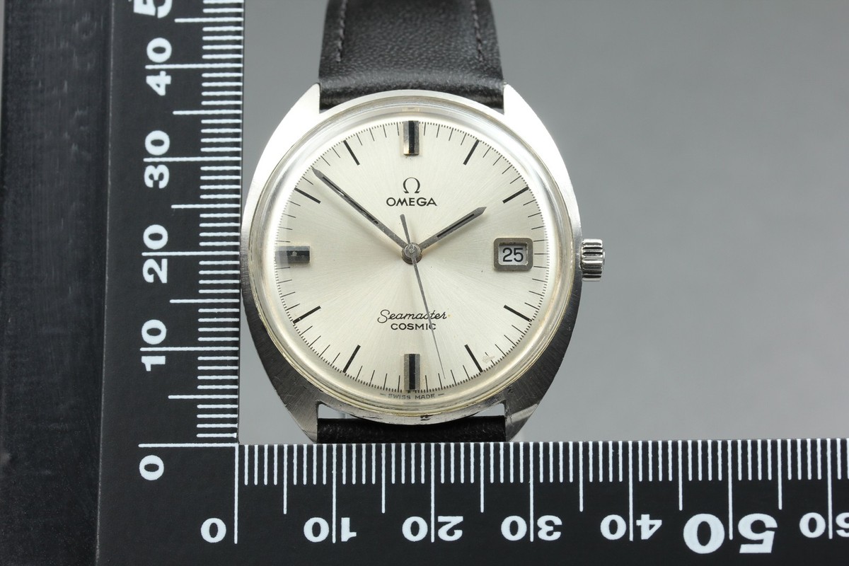 1960s Near MINT OMEGA Seamaster Cosmic 136.017 Manual Wind Silver
