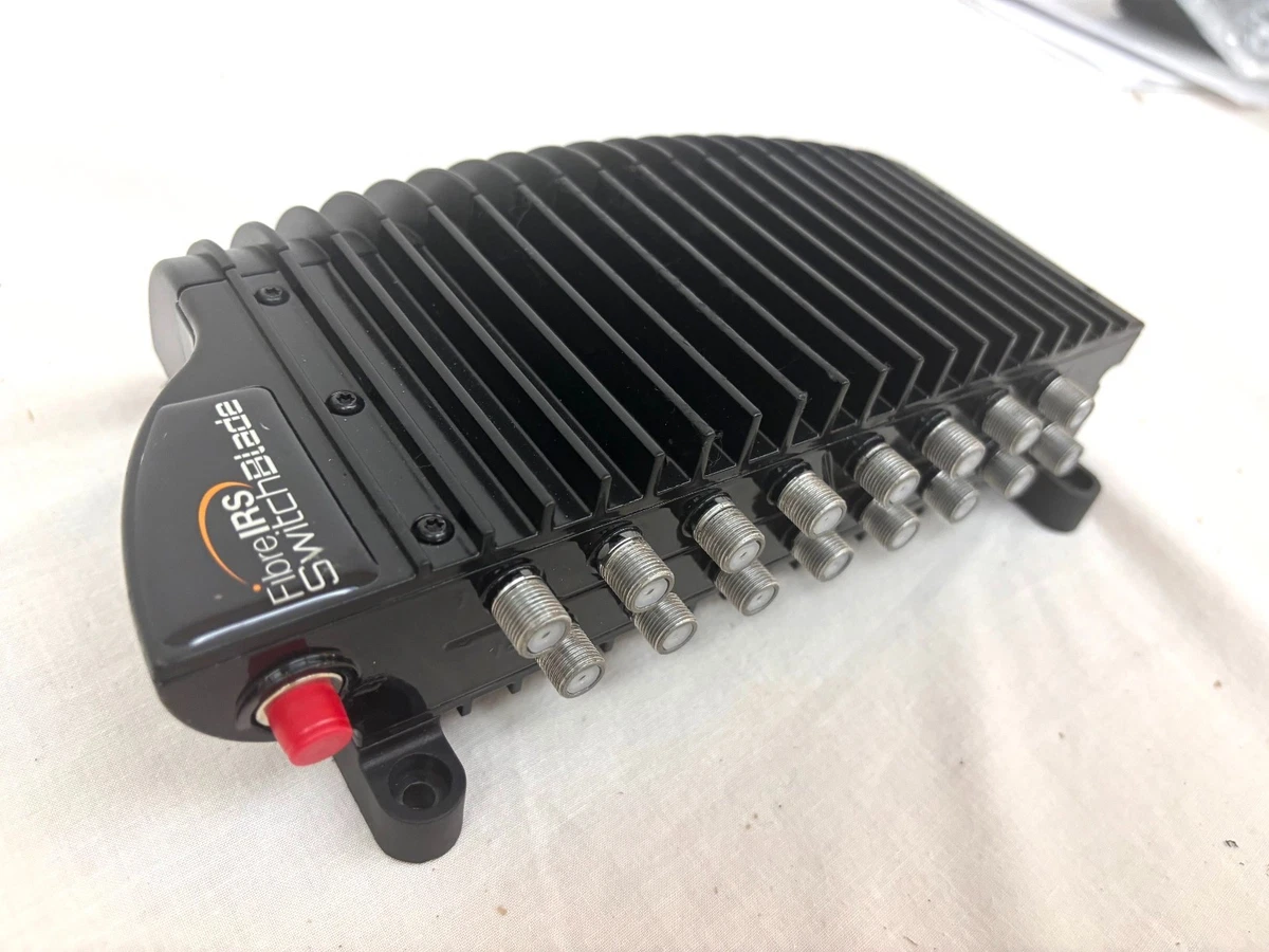 Global Invacom Switchblade 16 salidas fibra directa IRS satélite multiswitch.
