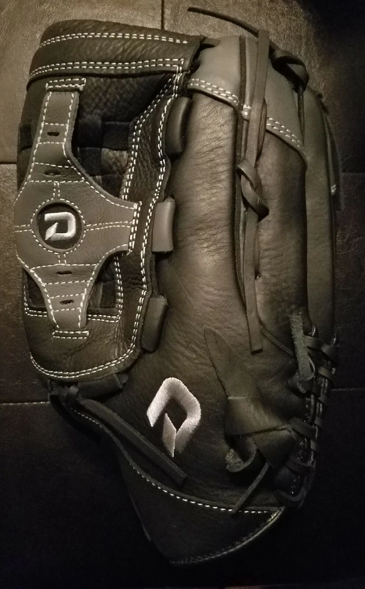 Demarini mitts sales