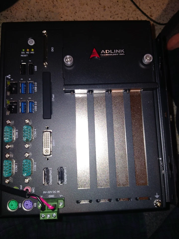 PC industrial ADLINK MXC 6322D (G). - Imagen 2 de 4