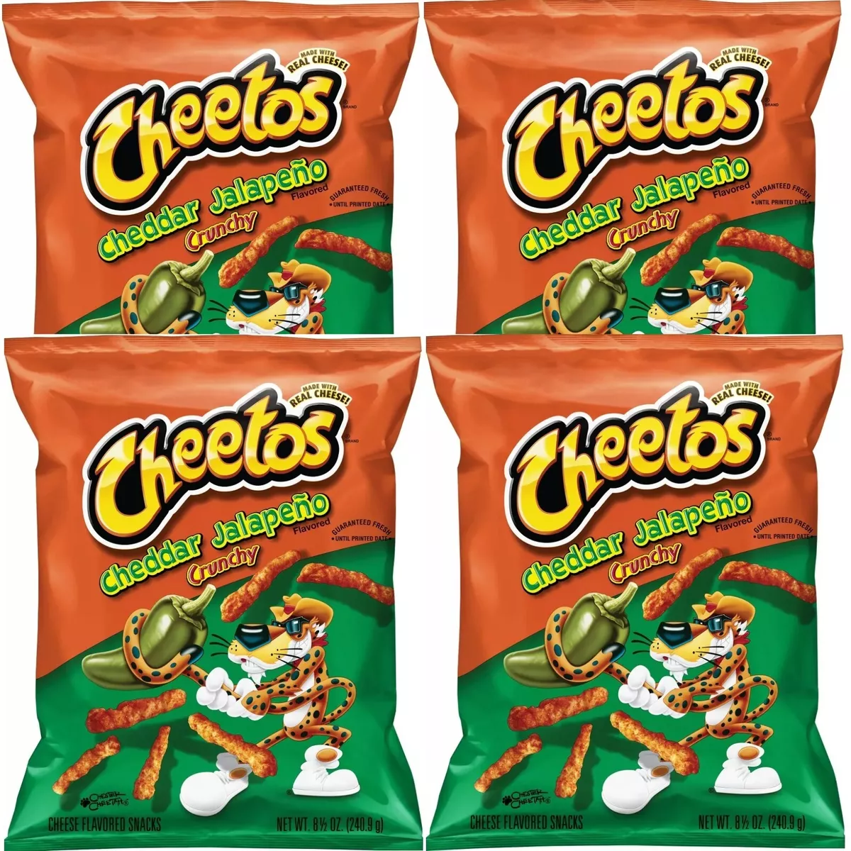 Cheetos Crunchy chega ao Brasil em duas edições: Super Cheddar e