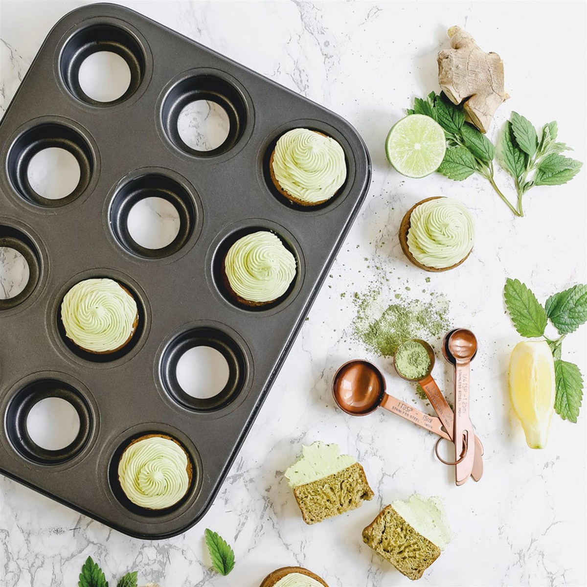 12 Hole Mini Sandwich Cake Tin 8x1 1/2inch Round Sandwich Tin With