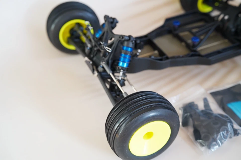 RC10T5M 1/10 Stadium Truck Kit – Brand New, Unassembled - Image 2 of 4