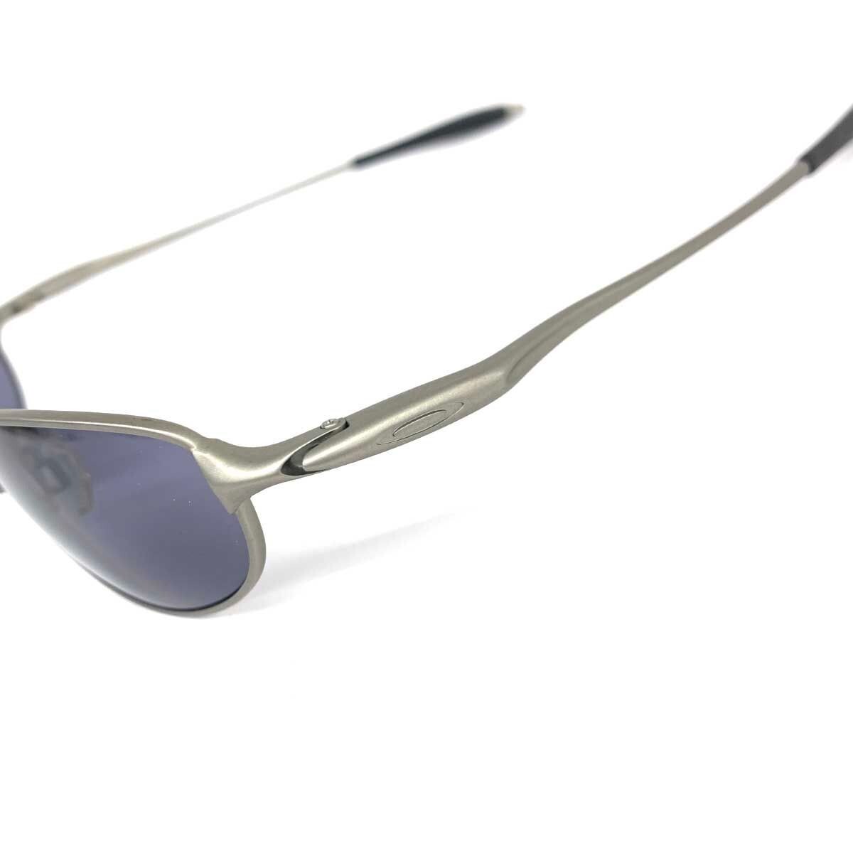 Oakley E Wire サングラス シルバー/グレー Oakley E-wire 2.1 Silver Sunglasses Vintage Sunglasses with