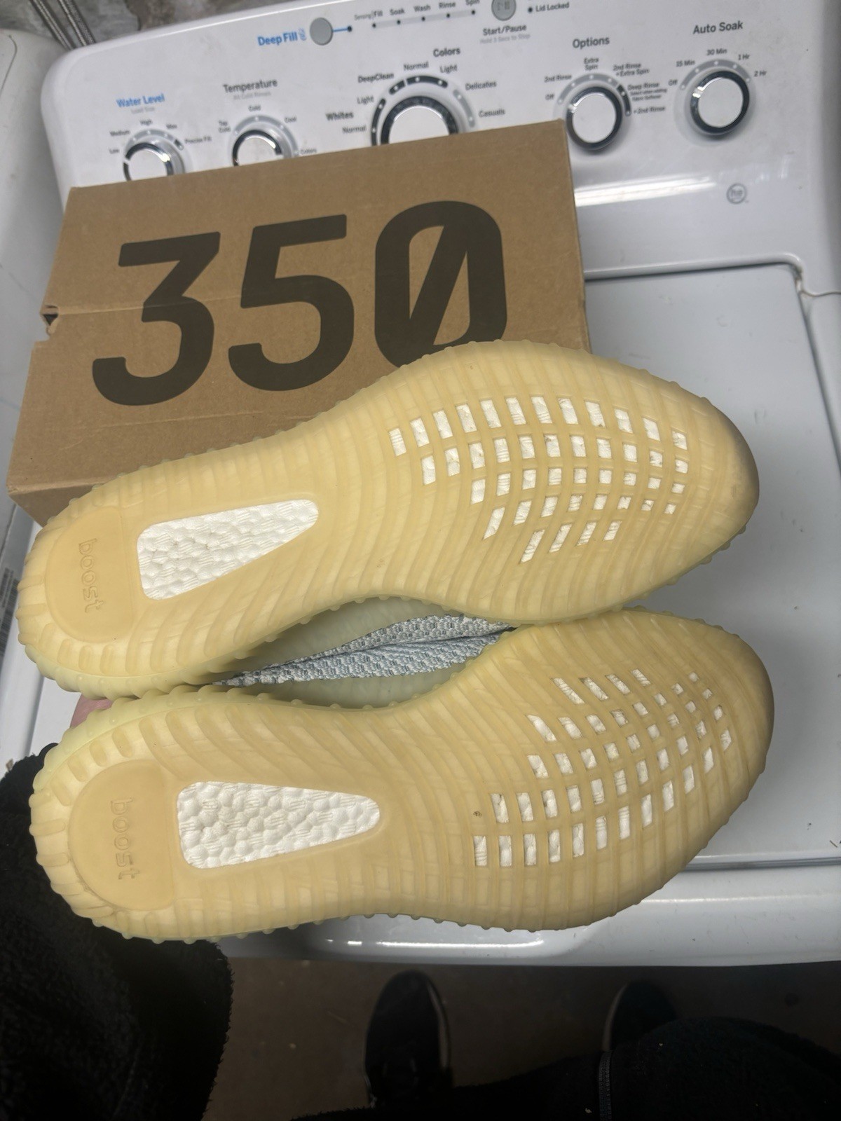 Size 11 - Adidas Yeezy Boost 350 V2 Cloud White Non-Reflective CLEAN 🧼 thumbnail 5