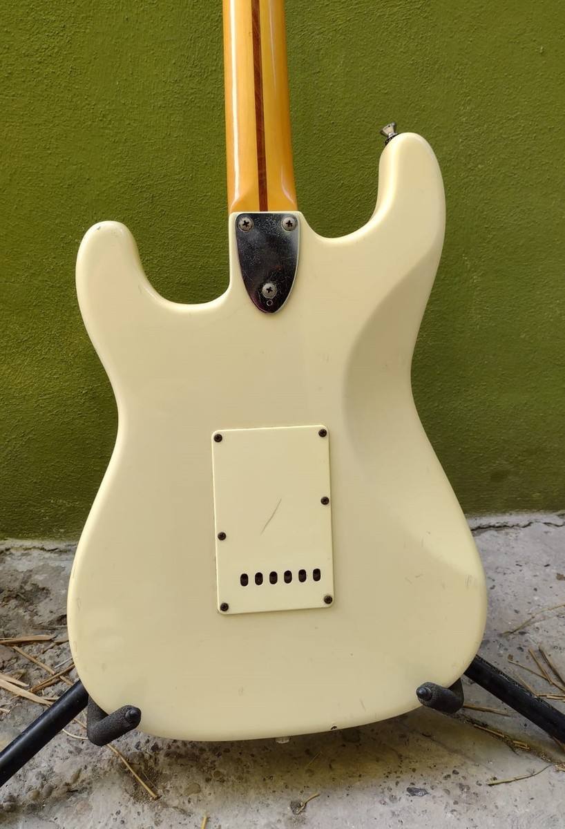 Fernandes The Revival JAPAN Stratocaster RST50 Olympic White w