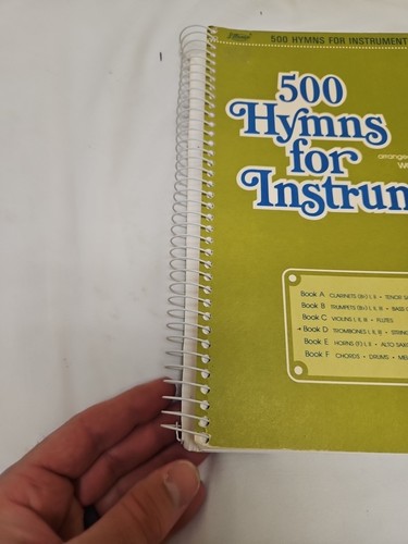 500 Hymns for Instruments: Book D, Trombone 1, 2, and String bass, spiral-bound - Foto 4 di 11