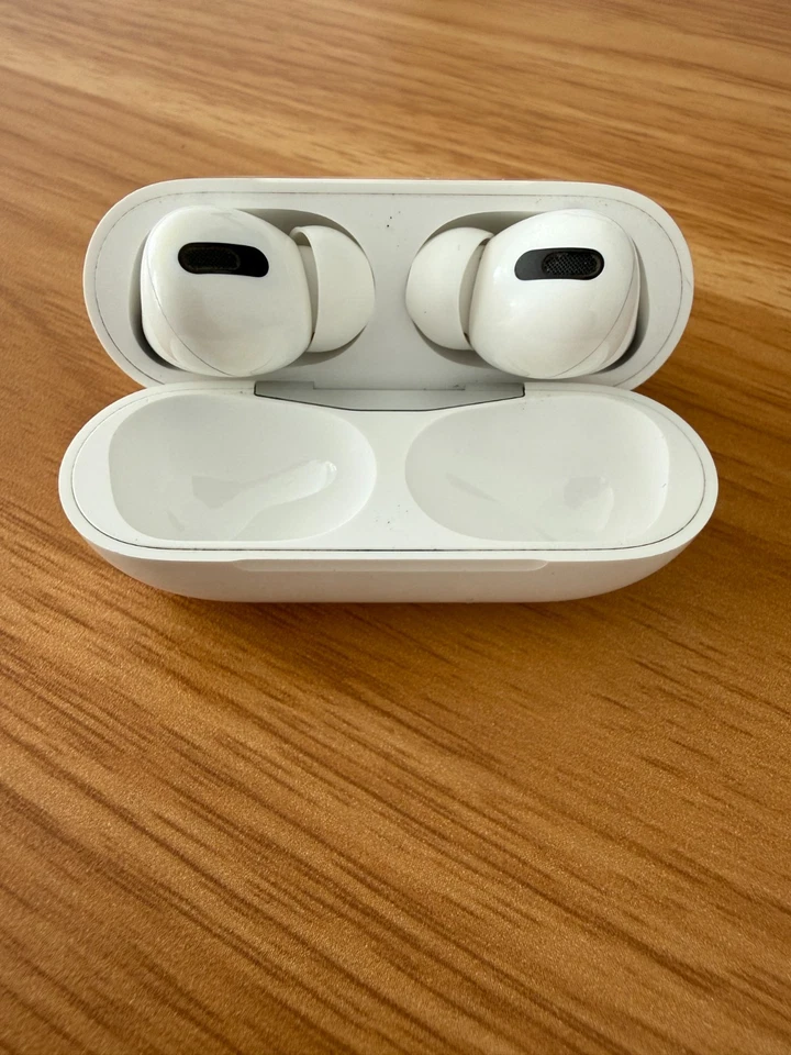 Apple AirPods Pro (1st generation), photo 4 of 5