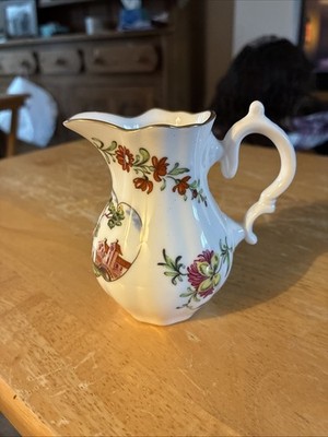 Royal Worcester Porzellan ''Silberform'' Sammlerkanne