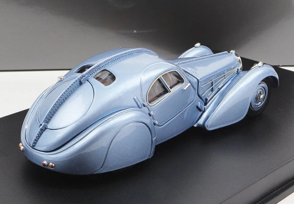 1/43 RIO BUGATTI TYPE 57 SC ATLANTIC 1936 LIGHT BLUE MET - Immagine 2 di 3